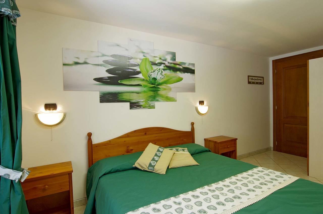 Ostello Ou Crierel Lillianes Exterior foto
