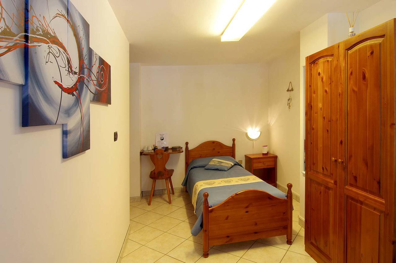 Ostello Ou Crierel Lillianes Exterior foto